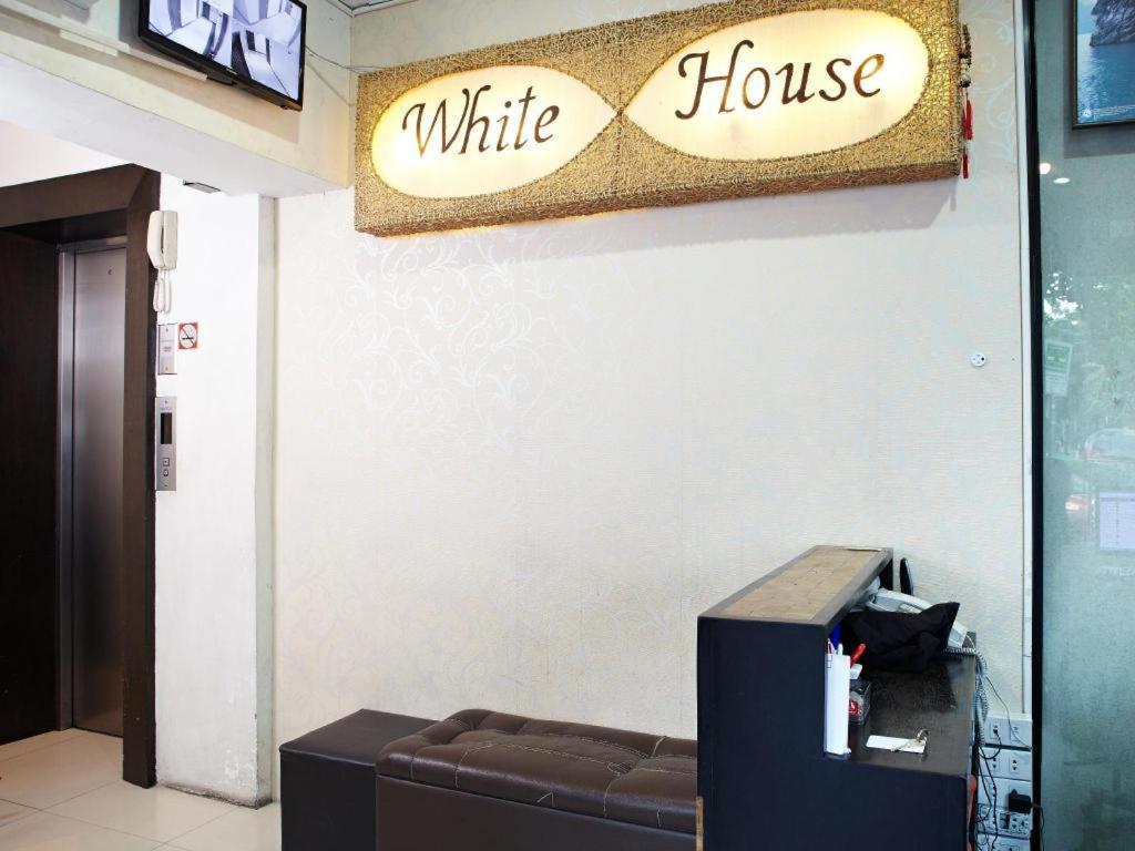 Hotel White House Asoke Sukhumvit 18 Bangkok