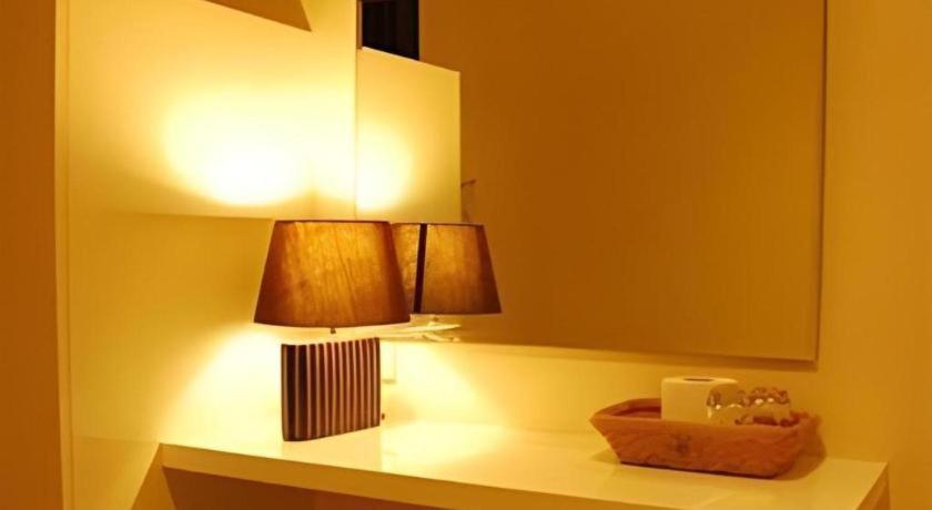 Hotel White House Asoke Sukhumvit 18 3*