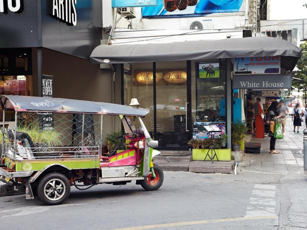 Hotel White House Asoke Sukhumvit 18